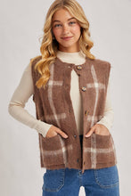 Load image into Gallery viewer, Heritage Plaid Knit Sweater Vest with Pockets