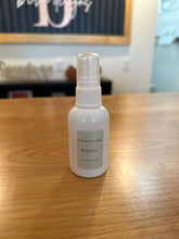Load image into Gallery viewer, Room spray in BOHO - Pistachio, vanilla, salted caramel, and infused with notes of almond, jasmine and sandalwood.
