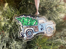 Load image into Gallery viewer, Yale University Truck Ornament by Justin Patten