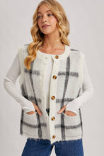 Load image into Gallery viewer, Heritage Plaid Knit Sweater Vest with Pockets