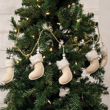 Load image into Gallery viewer, Natural Christmas Stocking Garland
