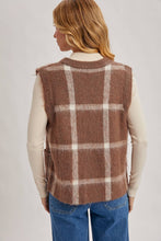 Load image into Gallery viewer, Heritage Plaid Knit Sweater Vest with Pockets
