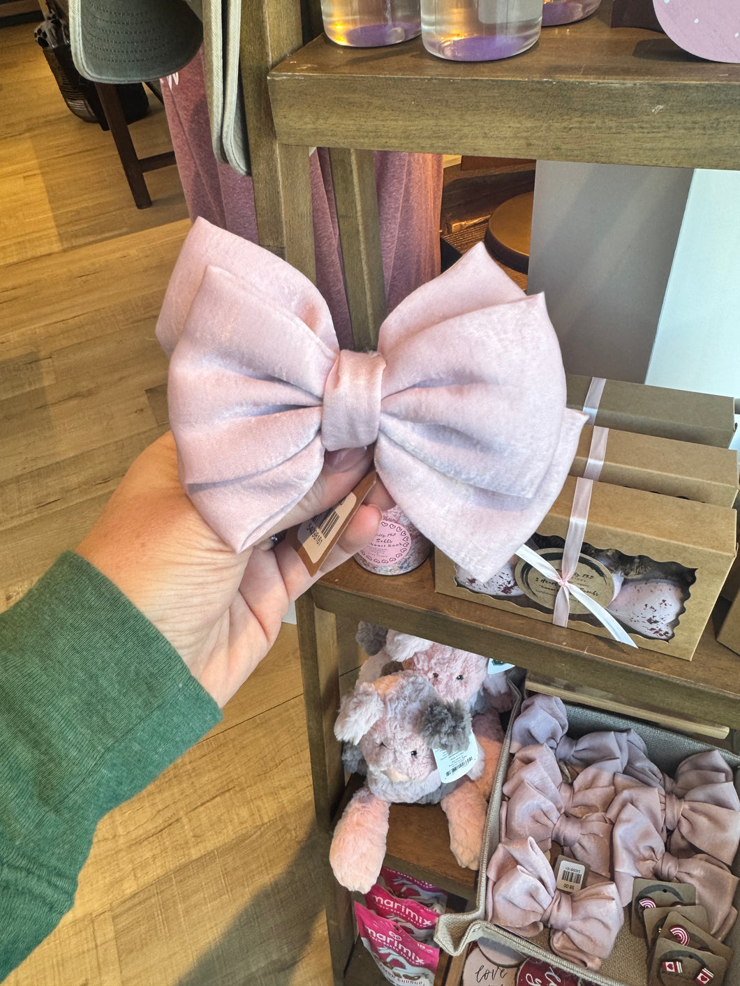 B. Erin Pink Hair Clip Bow