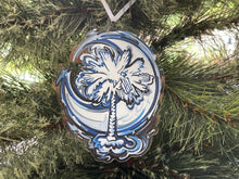 Load image into Gallery viewer, South Carolina Flag Ornament by Justin Patten (2 Styles)
